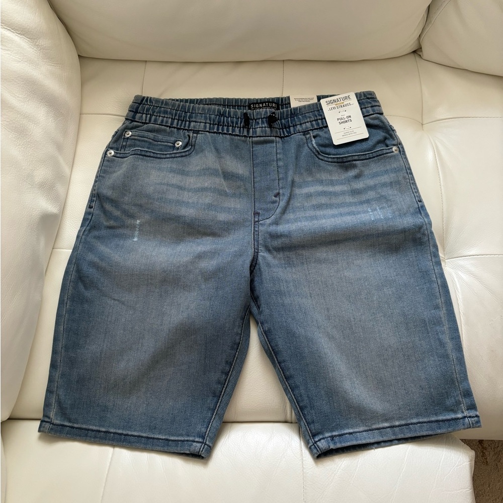 New boys shorts